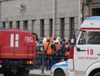 Α. Πετρούπολη: Εξουδετέρωσαν νέο εκρηκτικό μηχανισμό σε πολυκατοικία